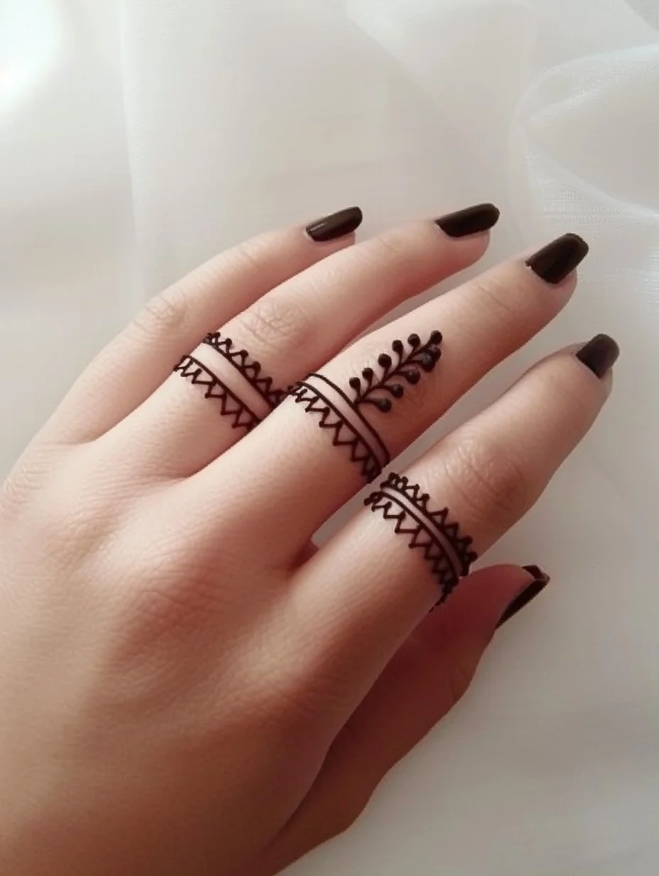 Henna Ring Design